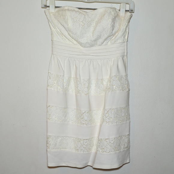 Love Reign Off-White Strapless Lacy Mini Dress Women's Size 3 - Picture 1 of 5